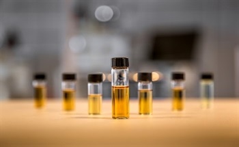 Engineering the Electronic Barriers in Quantum Dot Arrays