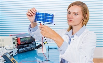 Comparing Chemical Vapor Deposition (CVD) and Physical Vapor Deposition (PVD)
