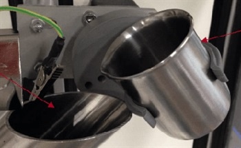Influence of Humidity and Electrostatic on Powders Surface Properties