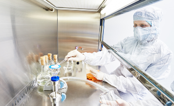 The Equipment Every Laboratory Needs to Keep Employees Safe