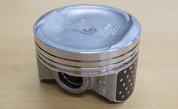Using a Digital Microscope to Inspect and Investigate Burrs on Pistons
