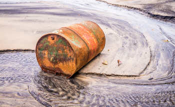 Directa Plus: Innovative Graphene-Based Oil Spill Recovery Systems