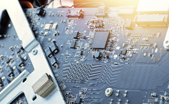 Producing Silicon that can Emit Light for Revolutionary Electronic Chips