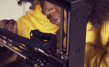 What is 4D Printing and How Does it Differ from 3D Printing?