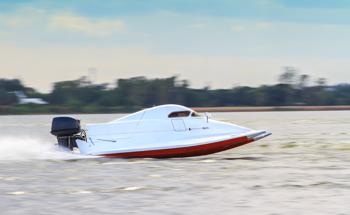 New Recyclable DANU Composite Improves Powerboat Performance