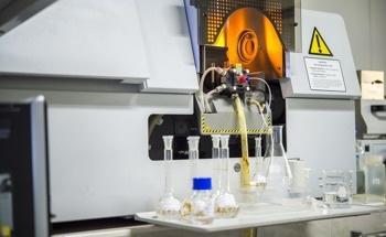 Auger Electron Spectroscopy in the Semiconductor Industry
