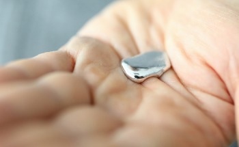 Methods of Measuring Atmospheric Mercury Pollution