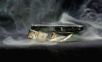 Resins vs. Metals: Which is Better for Preventing Thermal Runaway?