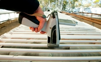 How can Matrix Effects be Minimized in XRF Spectrometry?