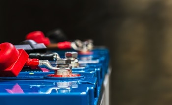 Sodium vs Lithium: Which Chemistry Has the Battery Advantage?