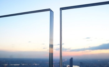Laminated Glass vs. Lead Glass in Shielded Environments