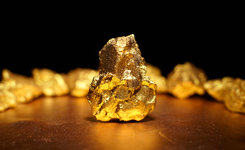 Gold as a Lubricant Preventing Cold Welding