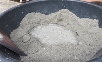 Quantitative Analysis of Portland and Aluminate Cements