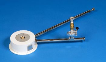 Continuous Flow Cryostat for Microscopy and Imaging