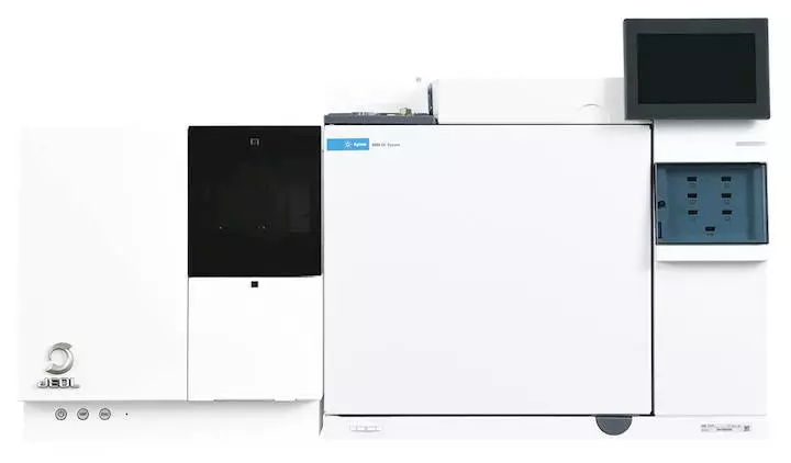 JMS-TQ4000GC: Triple-Quadrupole Mass Spectrometer