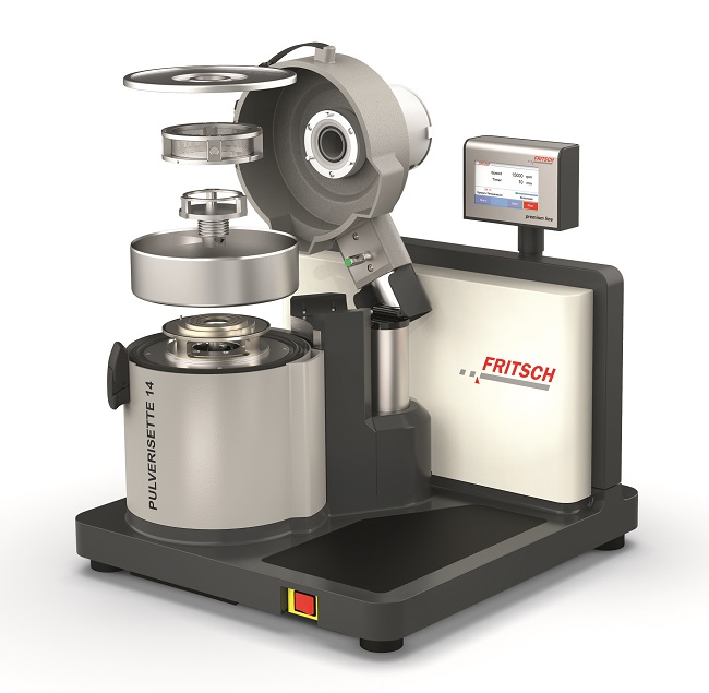 The Variable Speed Rotor Mill PULVERISETTE 14 premium line in use as Cutting Mill