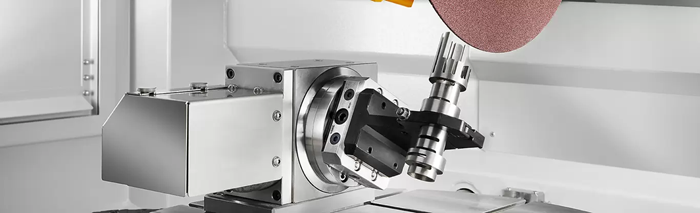5-Axis Cutting Robot - Qcut 600 BOT