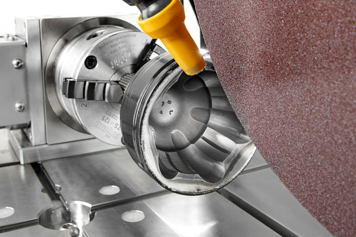5-Axis Cutting Robot - Qcut 600 BOT