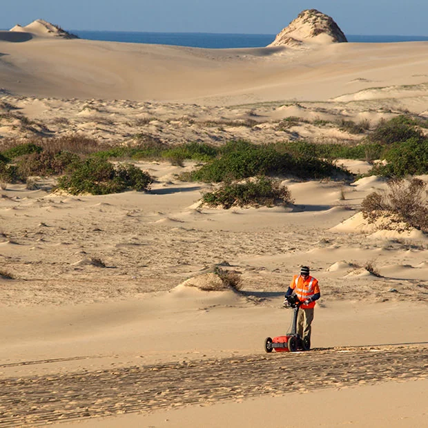 UtilityScan DF: Dual-Frequency Digital Antenna Ground Penetrating Radar