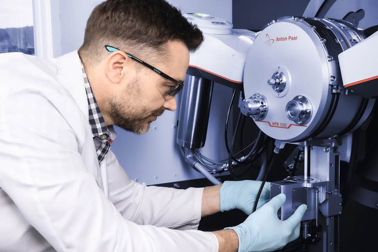 Automated Multipurpose Powder X-Ray Diffractometer: XRDynamic (XRD) 500