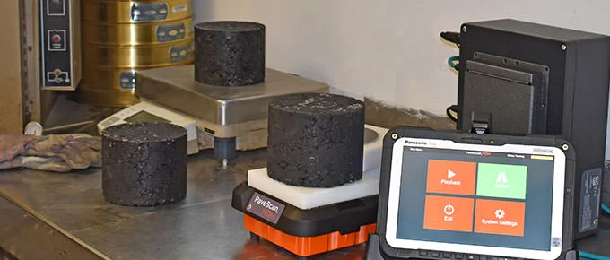 Quality Control of Asphalt Density with the PaveScan MDM