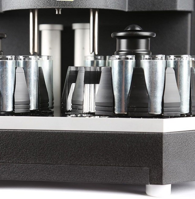 Single-Bath Kinematic Viscometry with the CAV 4.1
