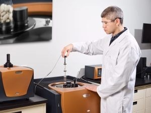 Battery Cycler Microcalorimeter Solution for Elucidating the Thermodynamic and Electrochemical Details of Battery Cells