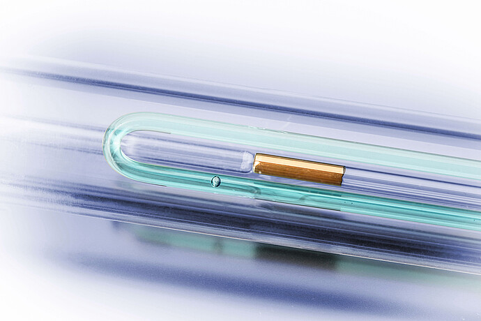 Precise Density and Sound Velocity Measurement with DMA 5001