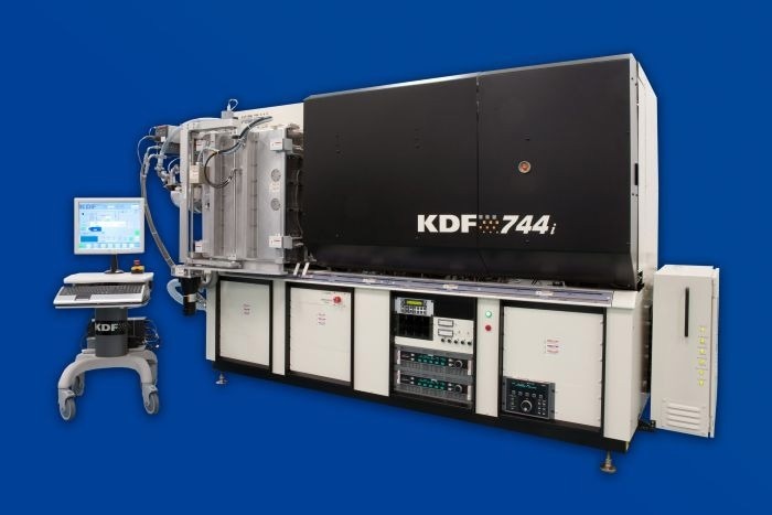 744i Vertical Batch-Sputtering System