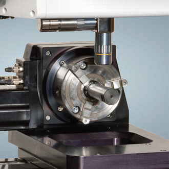 Motorized phi rotating stage.
