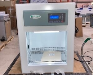 Design Filtration VBM200 Mini Vertical Laminar Flow Clean Bench Hood