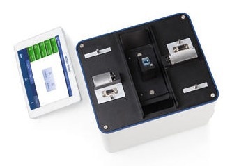 Spectrophotometer UV7 for Regulated Environments
