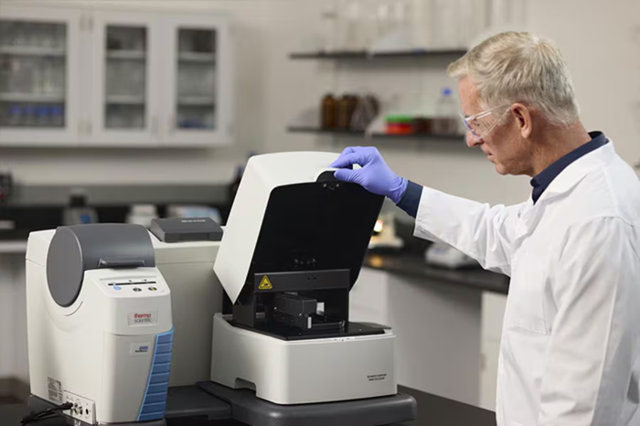 Thermo Scientific’s DXR3 SmartRaman+ Spectrometer for Quality Control