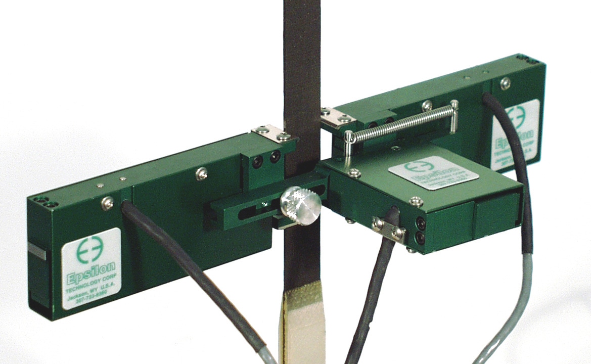 Epsilon MODEL 3560 Bi-Axial or Axial Averaging Extensometers