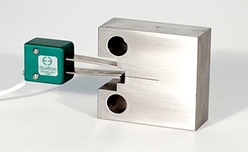3541 Fracture Mechanics Clip-On Gages to Determine Fracture Toughness of Metallic Materials
