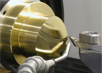  Quick Production of Freeform with the Slow Tool Servo