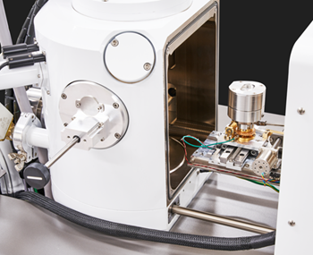 Air-Protection Module for Reactive Sample Handling
