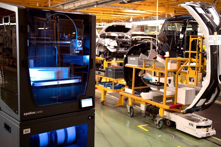 Nissan’s factory in Barcelona is using 3D printed equipment and fixtures throughout its assembly line saving time and money.