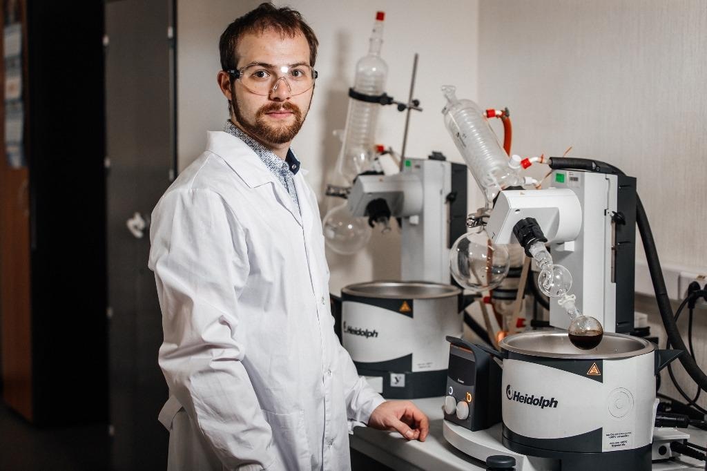 Unique, Stable Molecule Acquires Promising Magnetic Properties