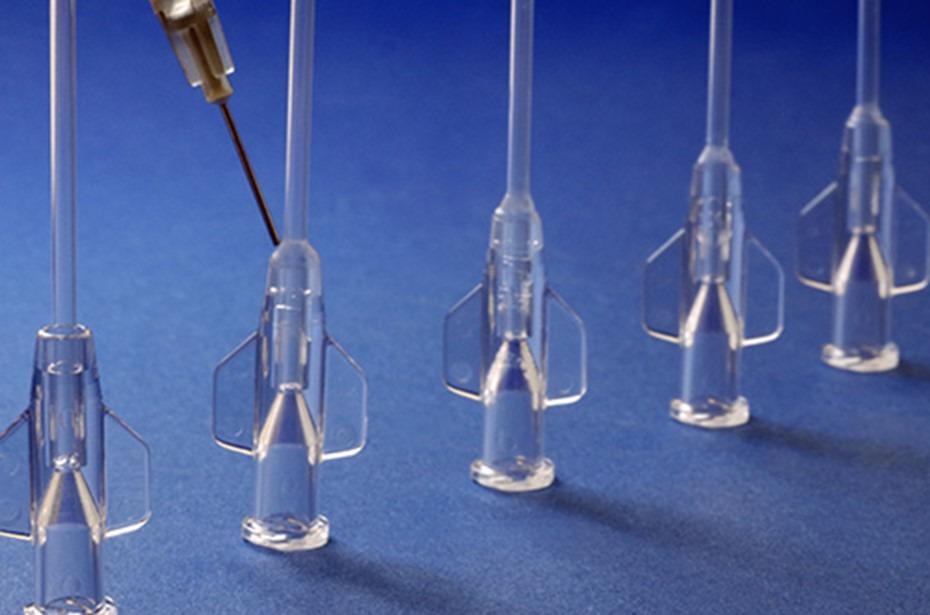 Tubes are bonded to connectors using Vitralit® UV 7030.