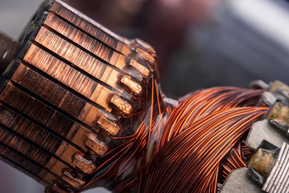 Improving the Efficiency of Single-Phase Induction Motors with Rotor Bars Shape
