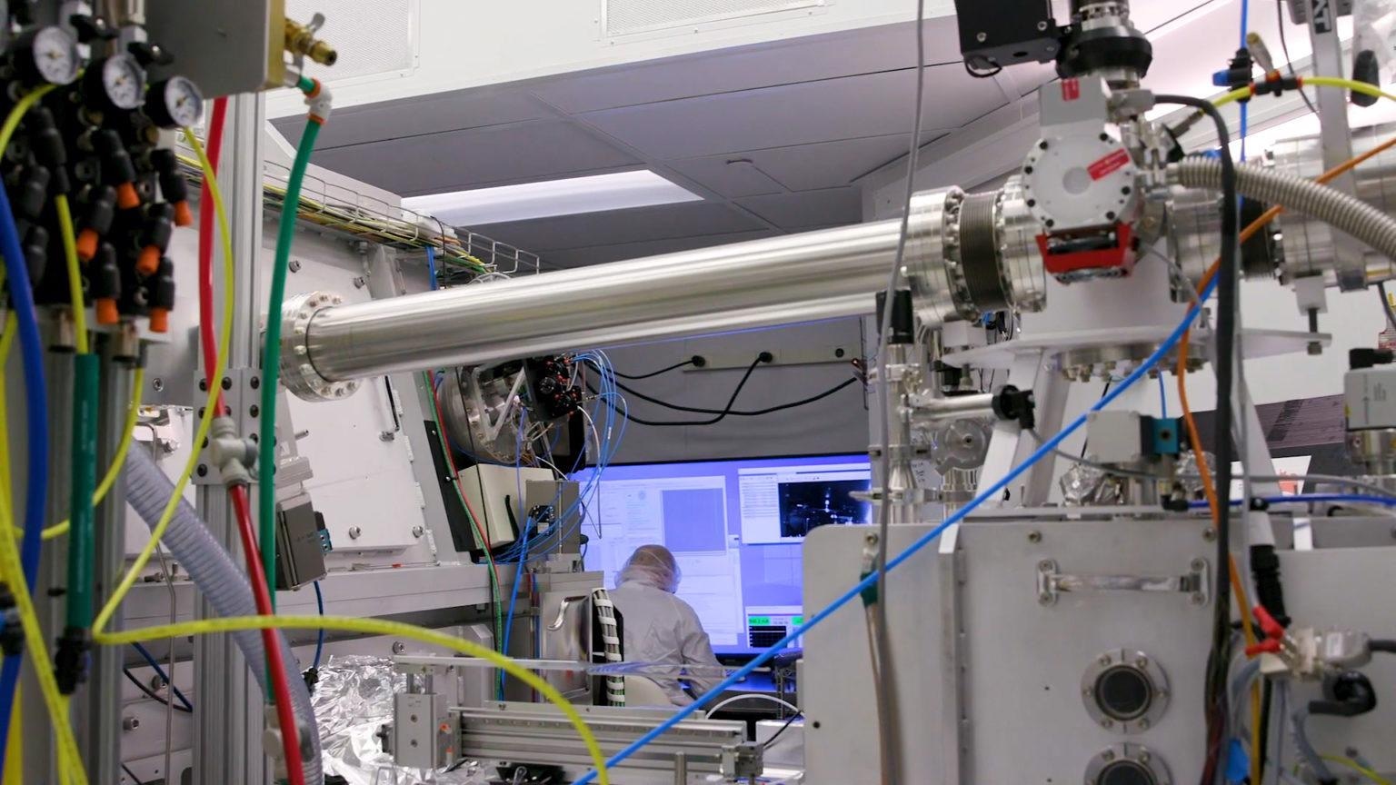 Efforts by CXRO to Enable Extreme UV Light to Produce Miniature Microchips.
