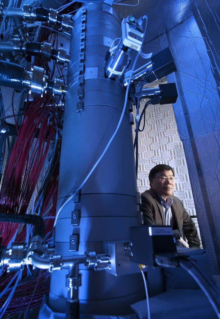 Novel Technique Differentially Maps Phonon Momenta with Atomic Resolution.