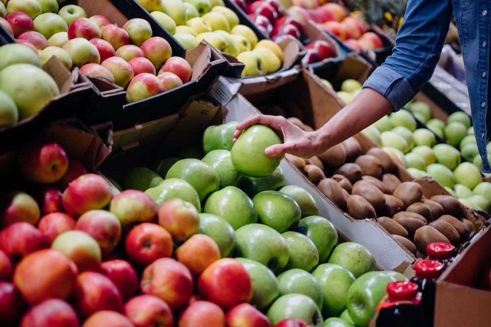 Scientists Test Antibacterial Chitosan Fruit Coatings