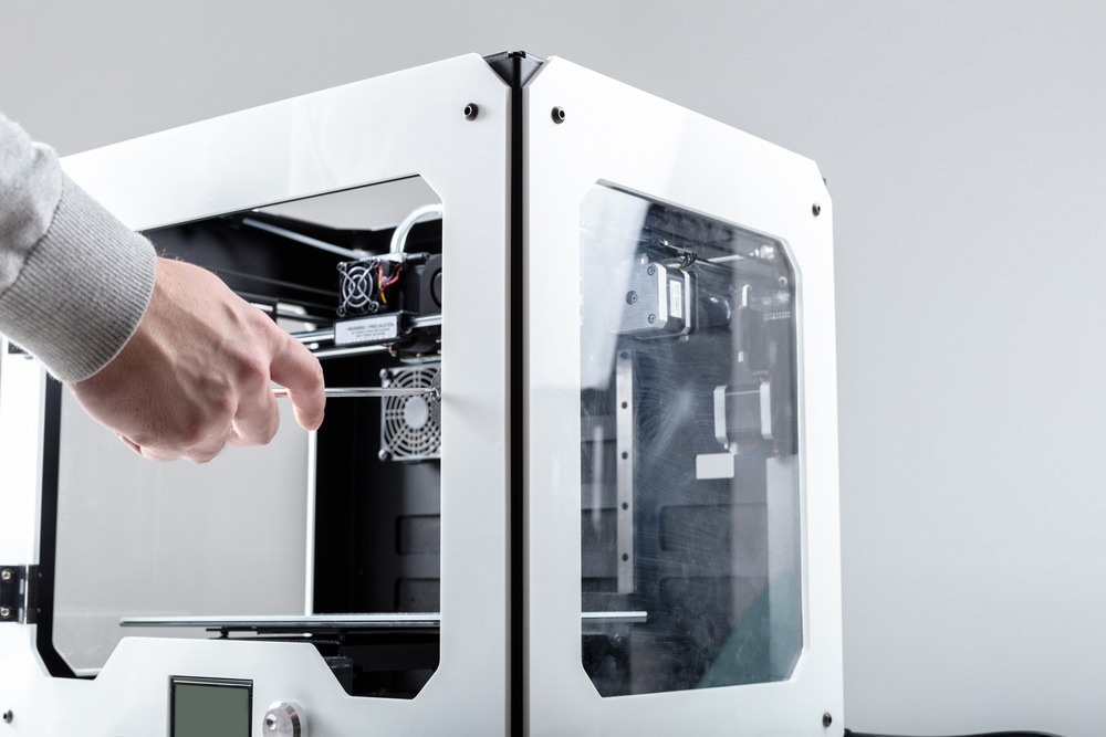 Molding Ceramics in Freeform Geometries with New 3D Printing Technique