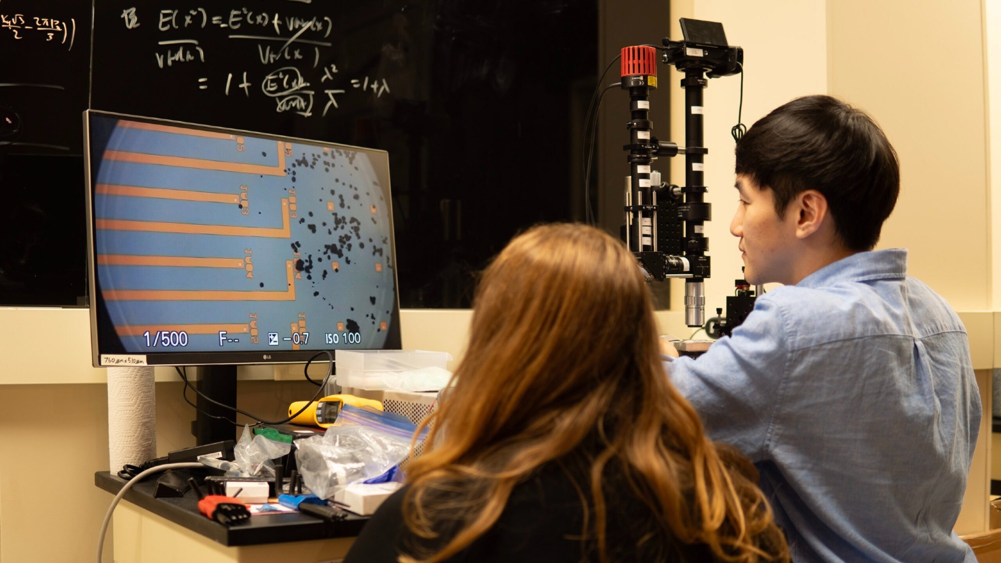 Cracks in Lithium-Ion Batteries Reduce Charging Times