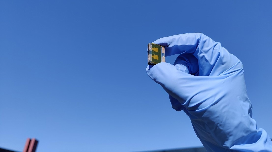 New Perovskite Solar Cell Design Achieves Unprecedented Stability and Efficiency