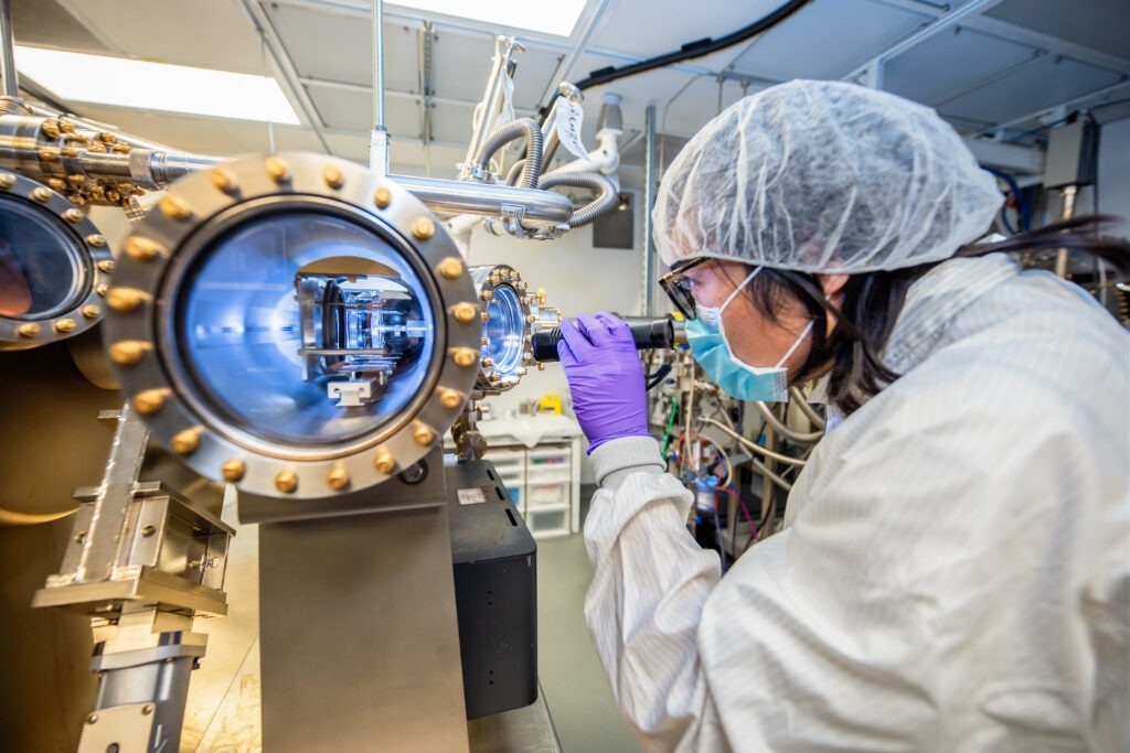 Artificial Photosynthesis System Offers Promising Solution for Carbon Dioxide Reduction