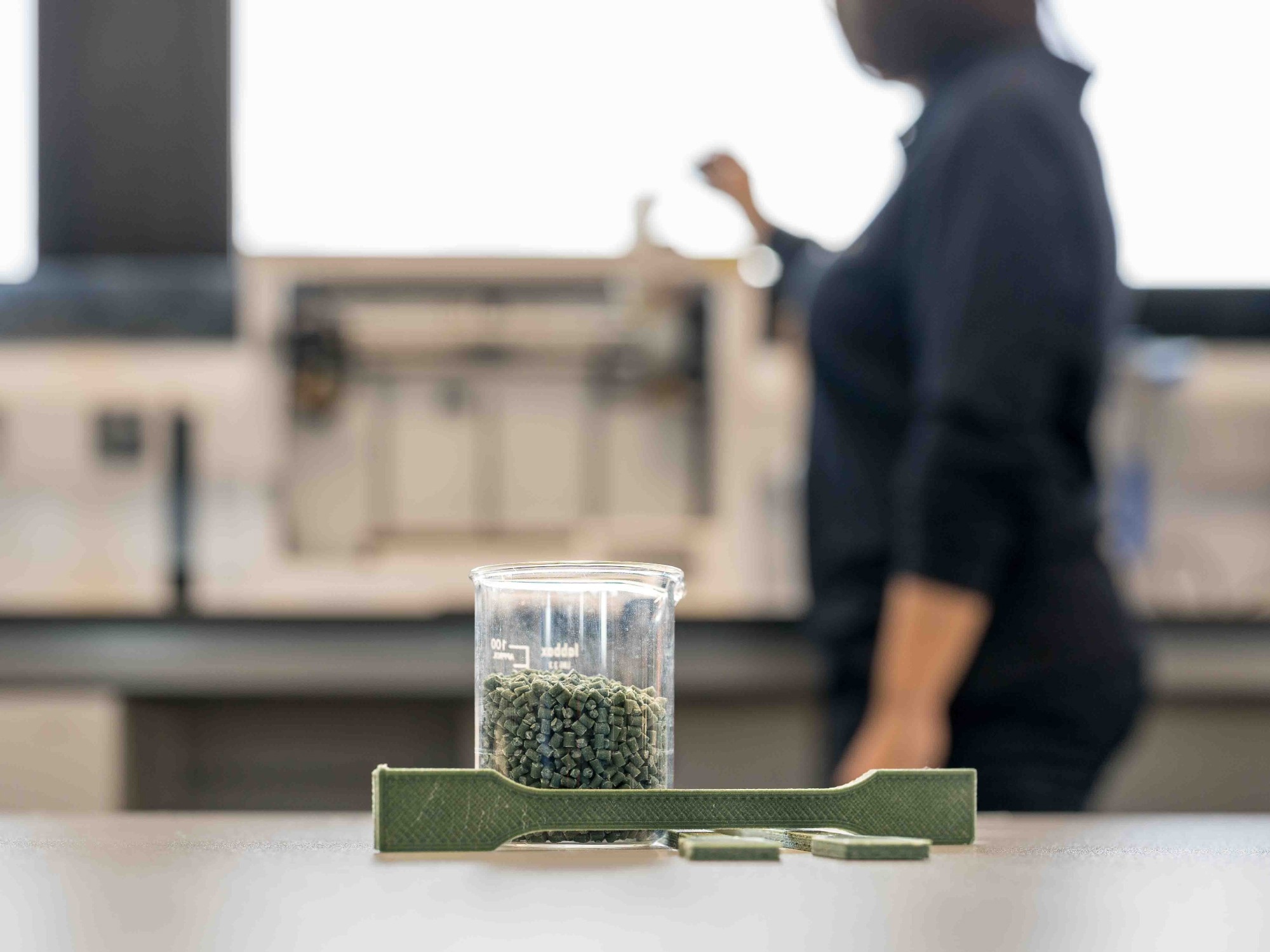 Making shoe soles and heels with a new 3D printing material