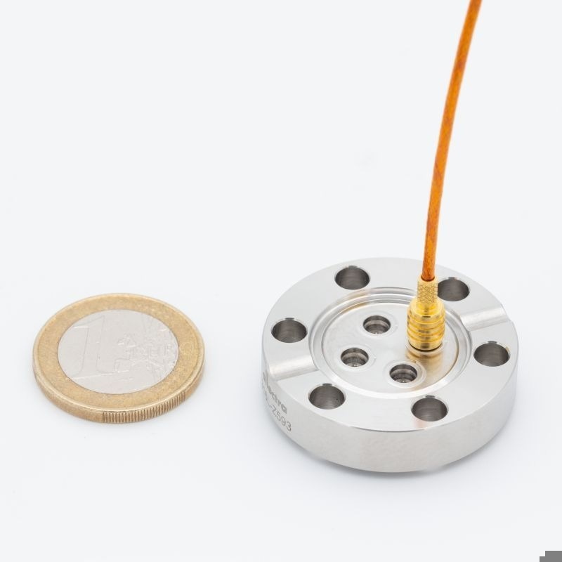 Miniature Coaxial 50 Ohm Feedthrough Type SMP